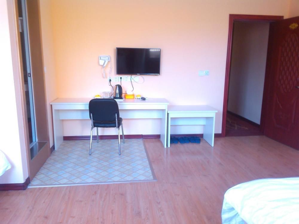 Xiaohaixing Express Hotel Янтай Екстериор снимка