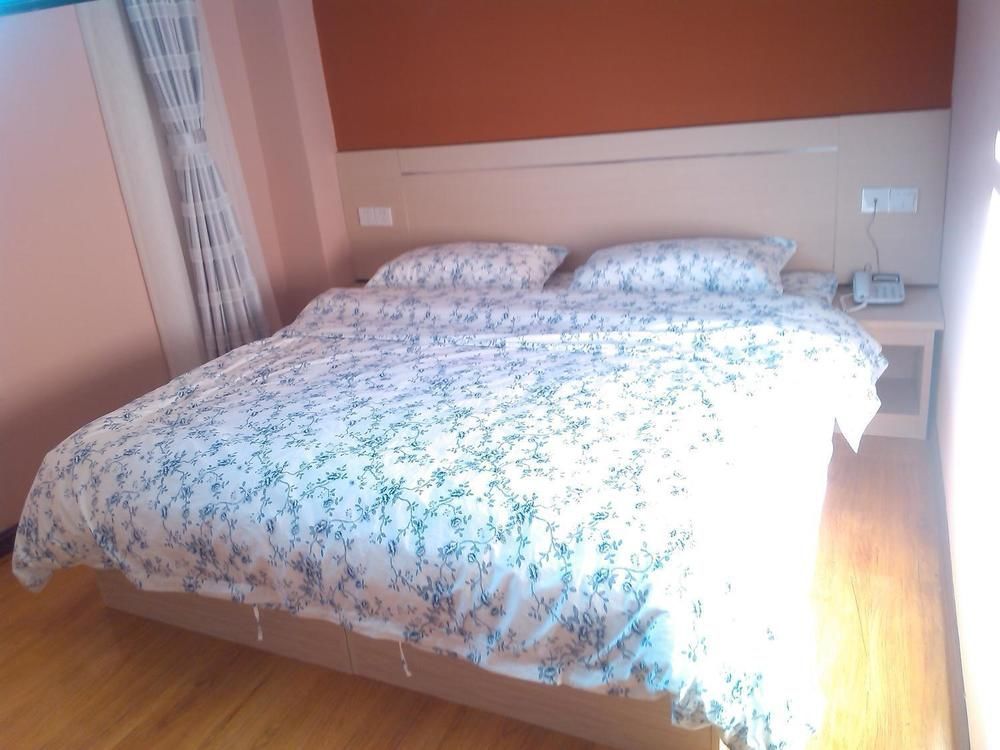 Xiaohaixing Express Hotel Янтай Екстериор снимка
