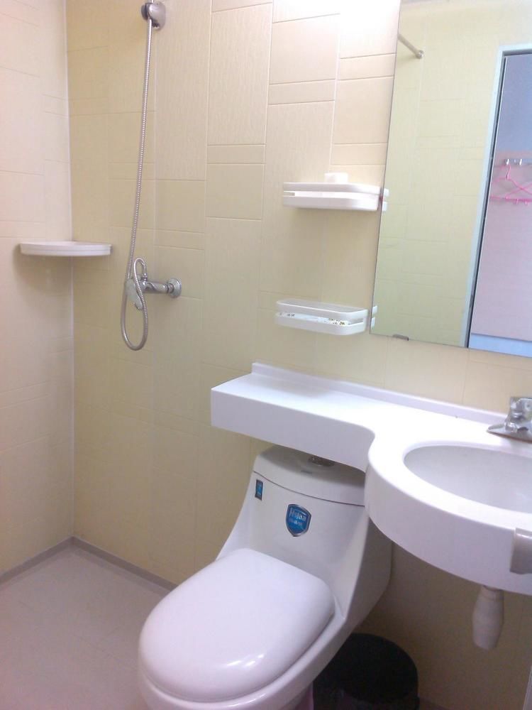 Xiaohaixing Express Hotel Янтай Екстериор снимка