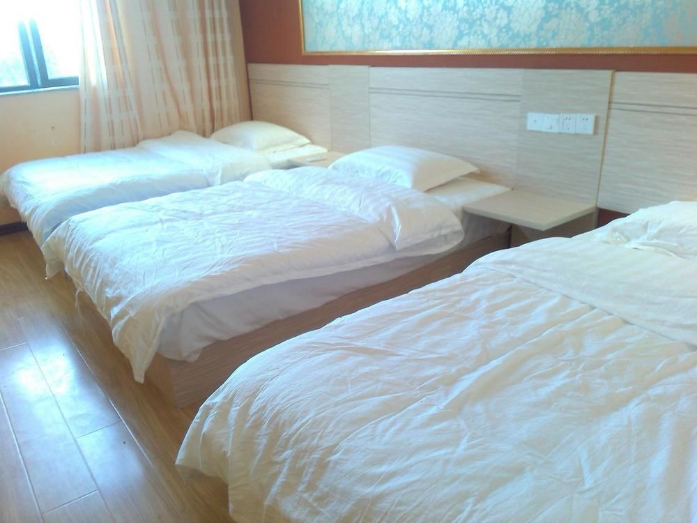 Xiaohaixing Express Hotel Янтай Екстериор снимка